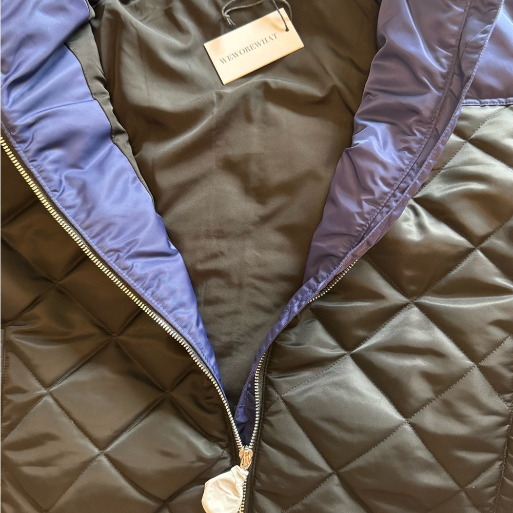 Weworewhat Quilted Color Block Jacket Navy Blue Women’s Medium NWT Trendy Puffer - Picture 5 of 9